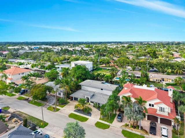 $2,990,900 | 2341 Northeast 48th Court, Lighthouse Point, FL 33064