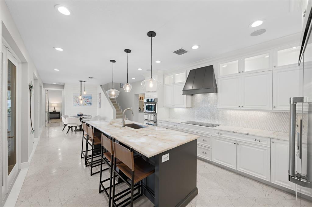 2341 Northeast 48th Court Lighthouse Point, FL 33064 - Photo 7 of 87