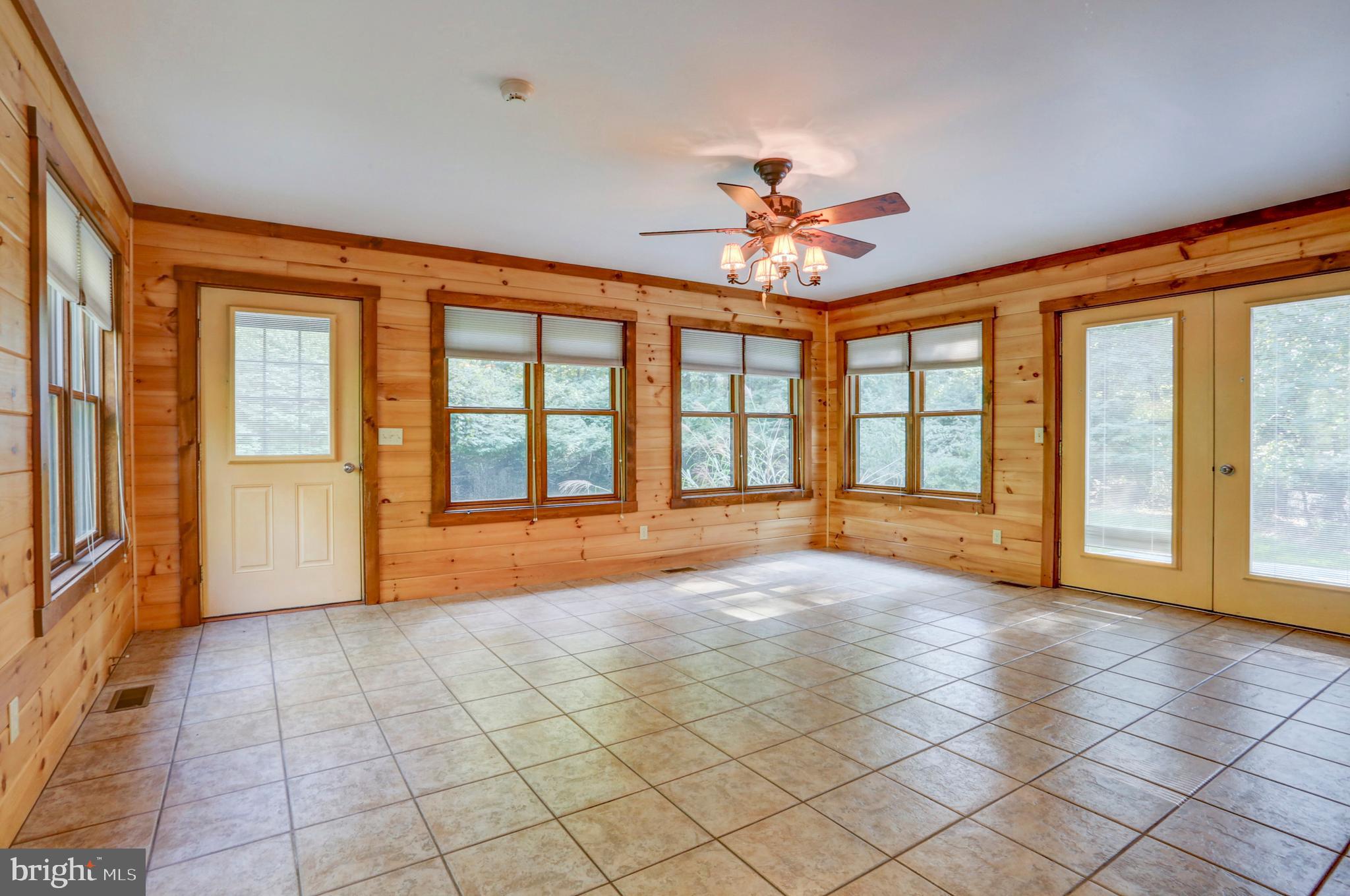 323 Longview Road Boyertown, PA 19512 - Photo 21 of 50 Gallery Image 21