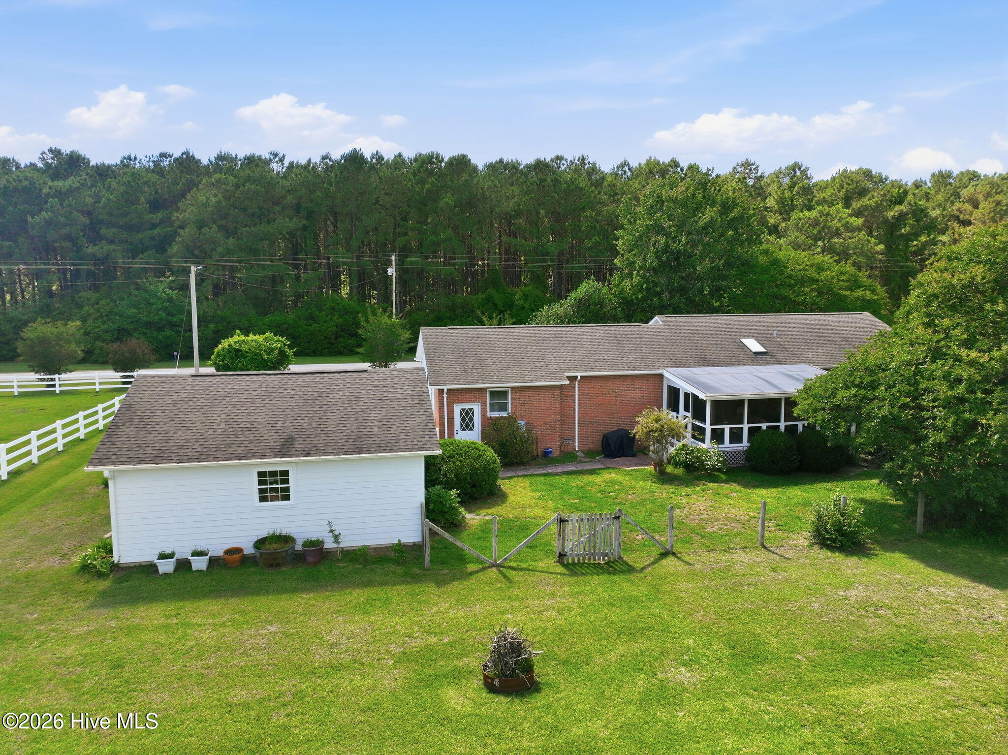 626 West Firetower Road Swansboro, NC 28584 - Photo 5 of 47