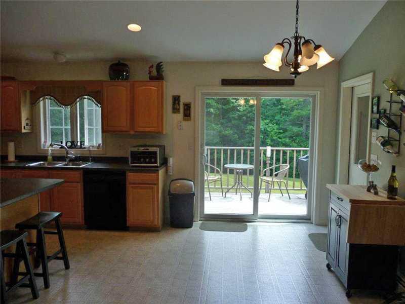 45 Blue Ridge Drive East Sidney, ME 04330 - Photo 3 of 28 Other. Dining area