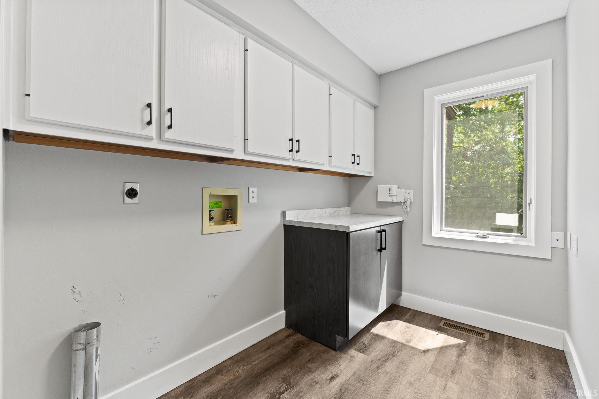 2020 Springmill Road Fort Wayne, IN 46845 - Photo 14 of 36