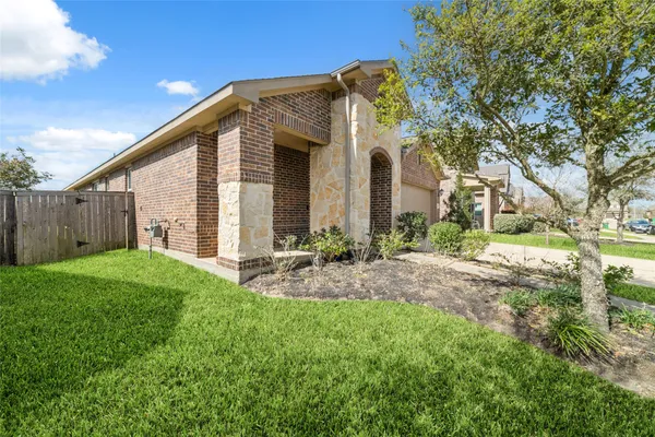 $2,300 | 24707 Harbor Terrace Lane, Richmond, TX 77406