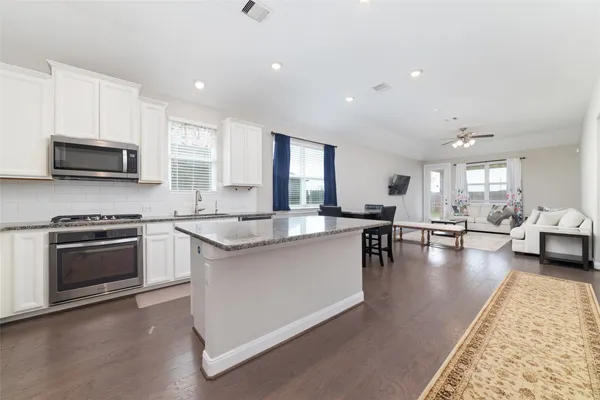 $2,300 | 24707 Harbor Terrace Lane, Richmond, TX 77406