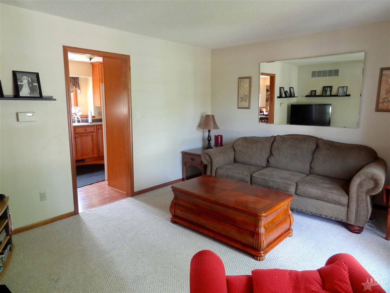 1313 Holly Ridge Run Fort Wayne, IN 46845 - Photo 3 of 29 Gallery Image 3