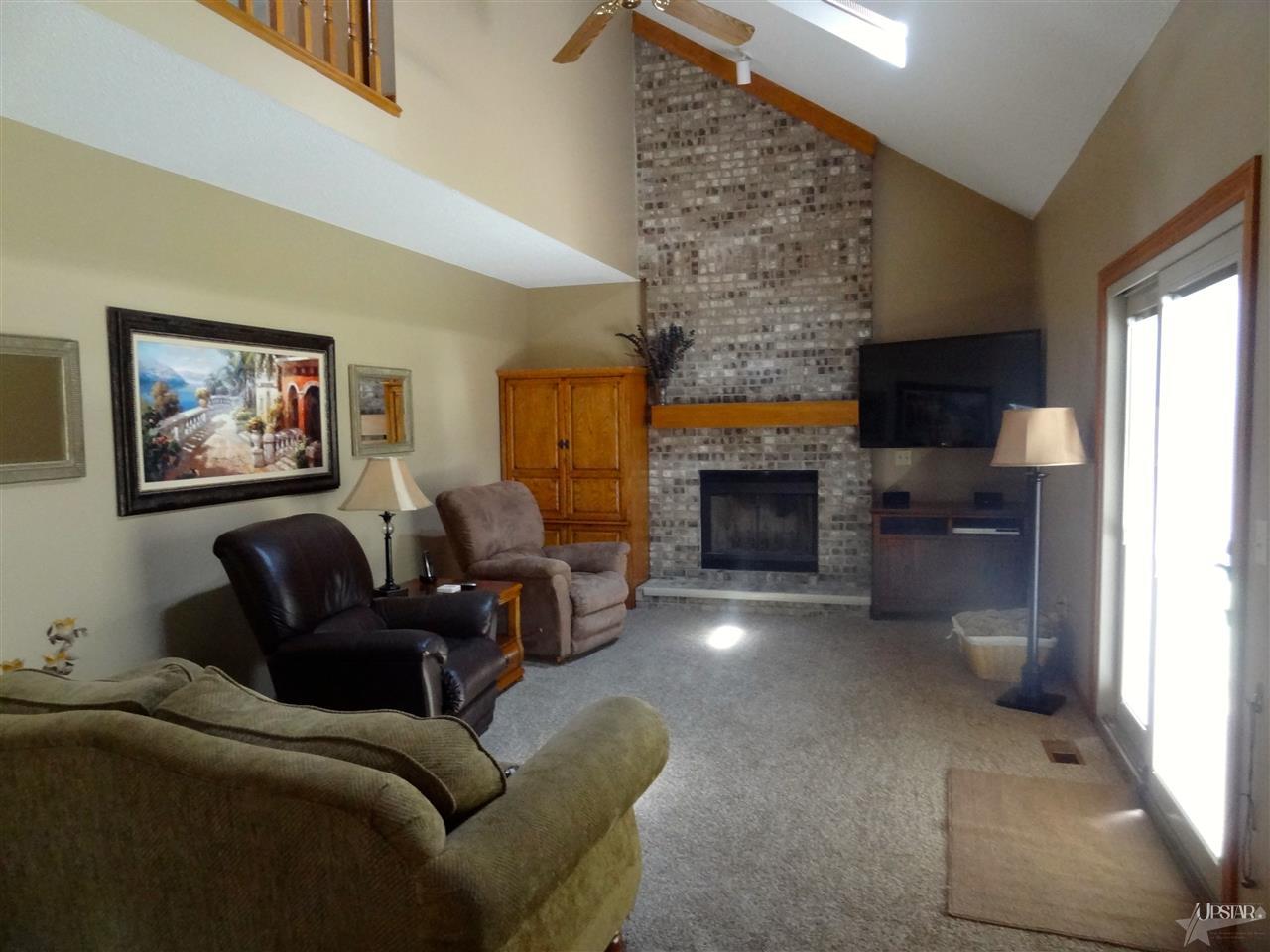 1313 Holly Ridge Run Fort Wayne, IN 46845 - Photo 5 of 29 Gallery Image 5
