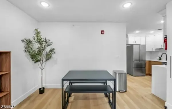 $1,250,000 | 144 Magnolia Elizabeth Port, Elizabeth Port, NJ 07206