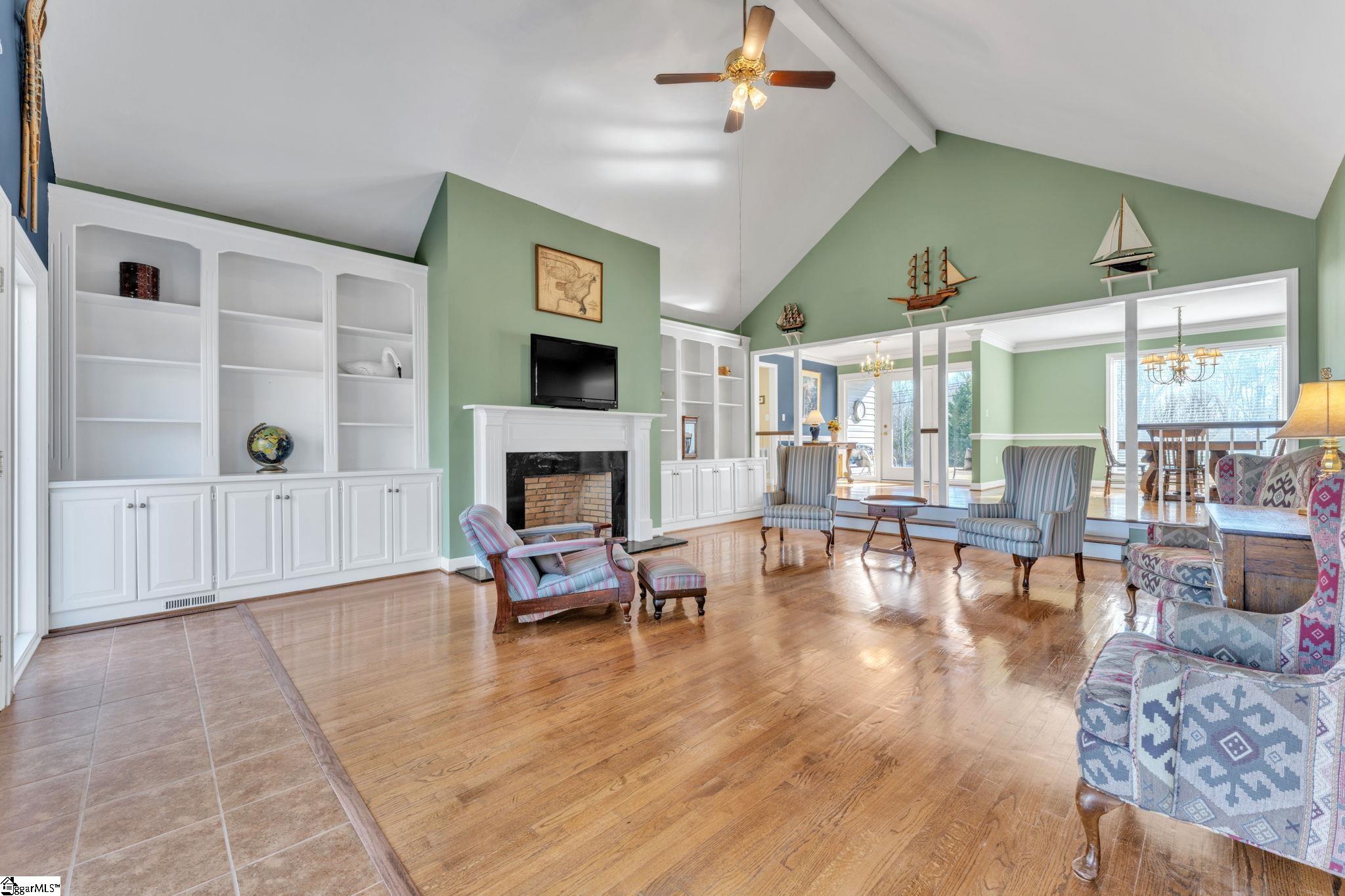 1611 Saluda Dam Road Easley, SC 29640 - Photo 5 of 48