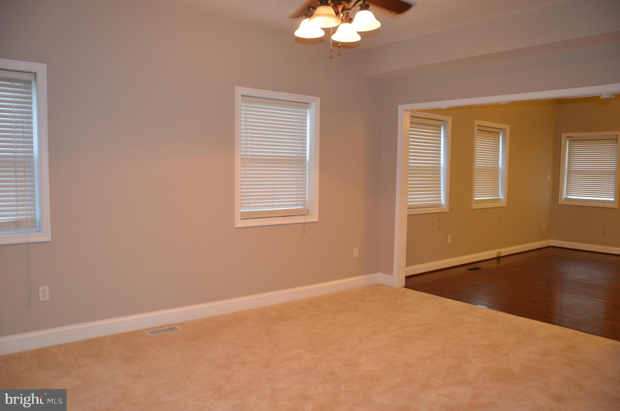 3920 Inner Circle Baltimore, MD 21225 - Photo 5 of 17 Family Room