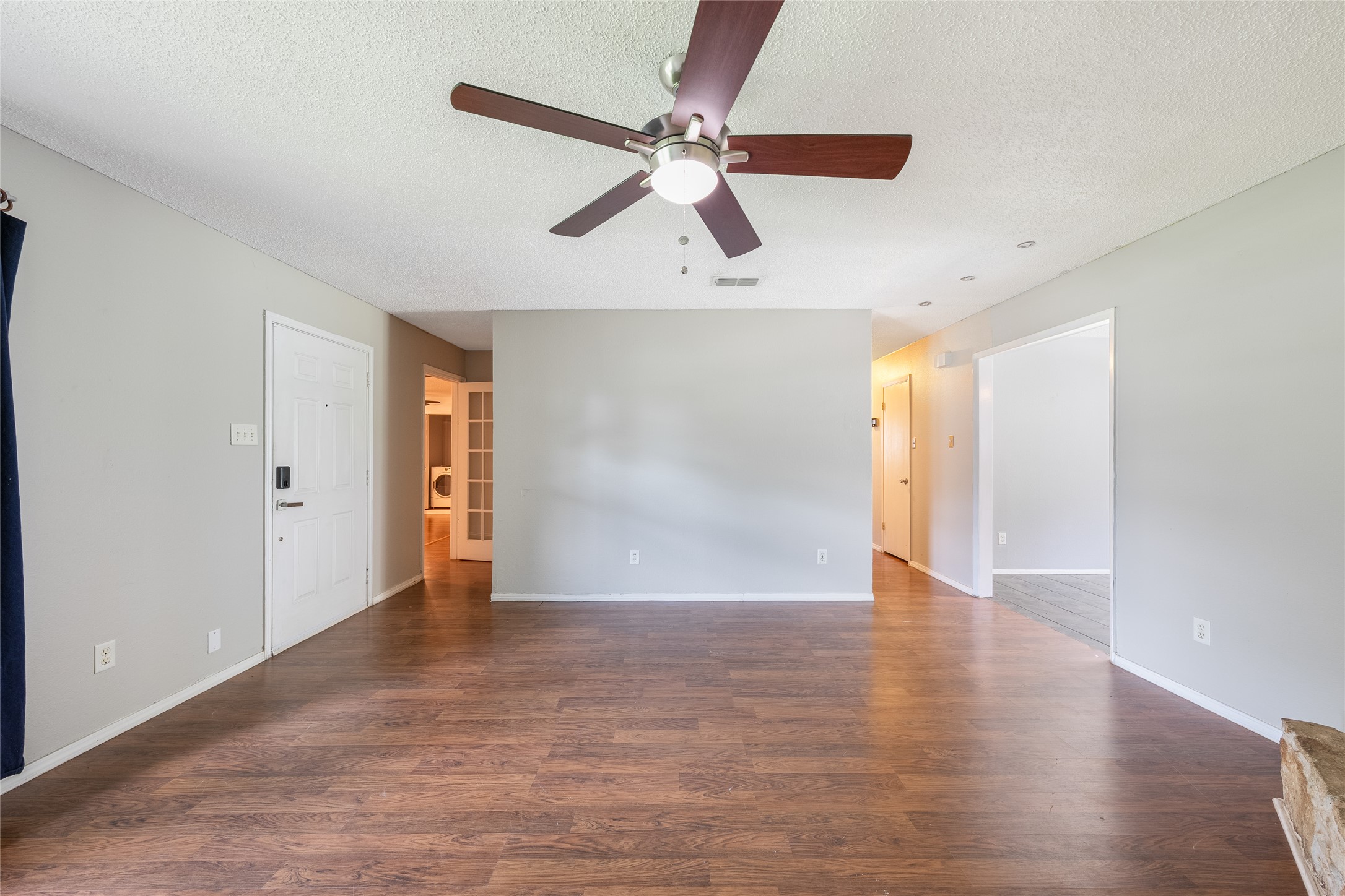 1153 Brookswood Avenue Austin, TX 78721 - Photo 13 of 25