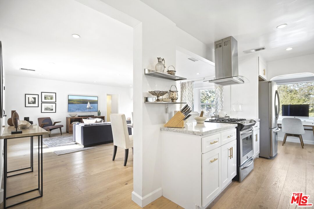 11700 Huston Street Valley Village, CA 91607 - Photo 22 of 70