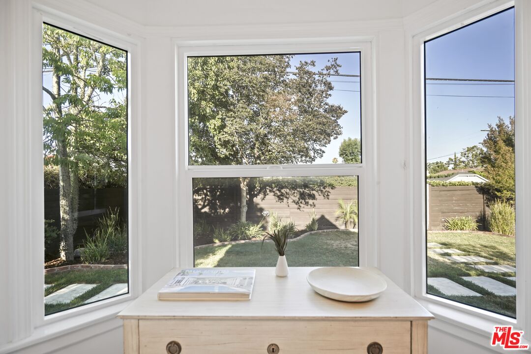 11700 Huston Street Valley Village, CA 91607 - Photo 42 of 70