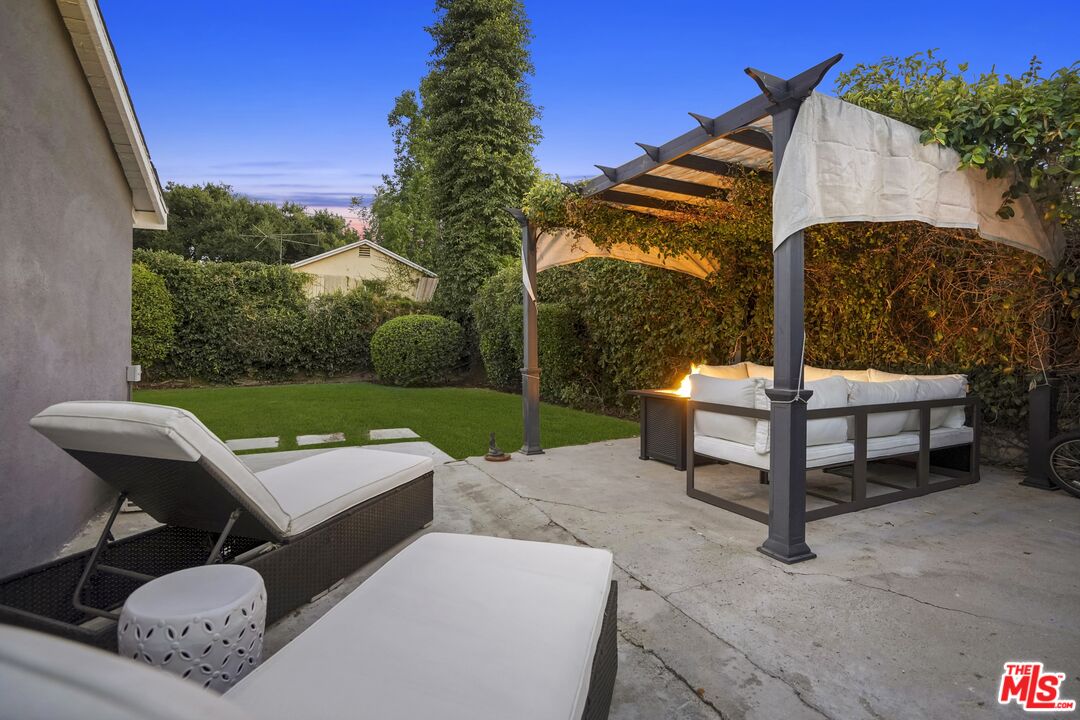 11700 Huston Street Valley Village, CA 91607 - Photo 55 of 70