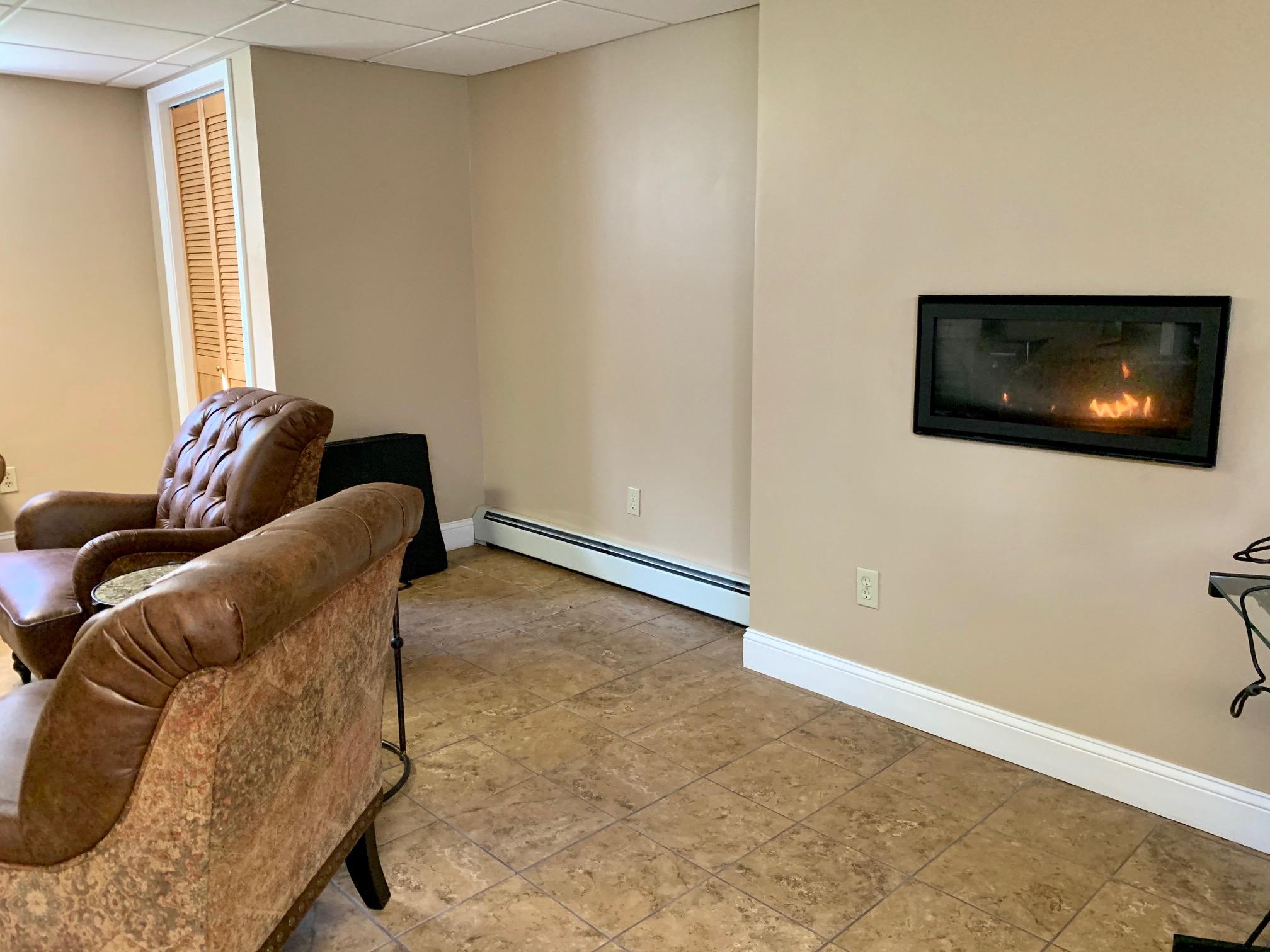272 Middle Road Oakland, ME 04963 - Photo 25 of 30 Electric Fireplace