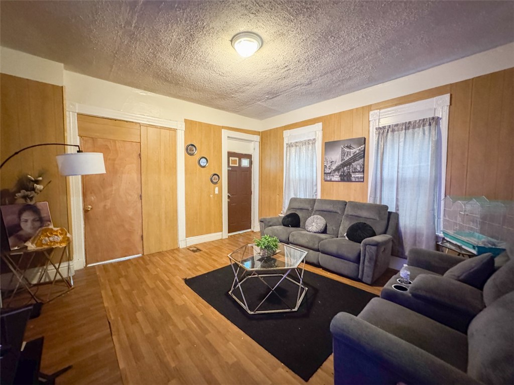 455 Clifford Avenue Rochester, NY 14621 - Photo 4 of 14