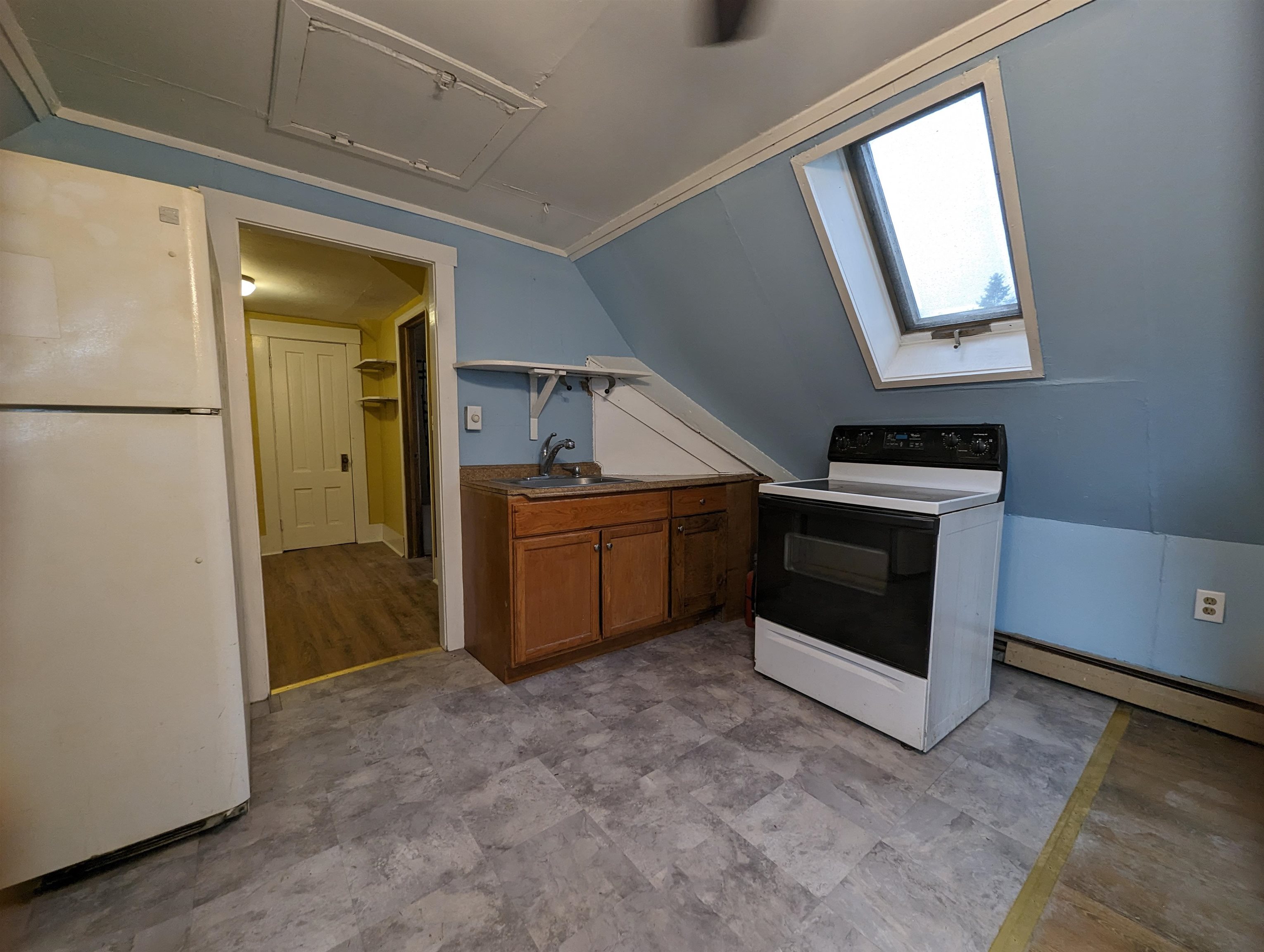 39 Perry Avenue Charlestown, NH 03603 - Photo 5 of 16