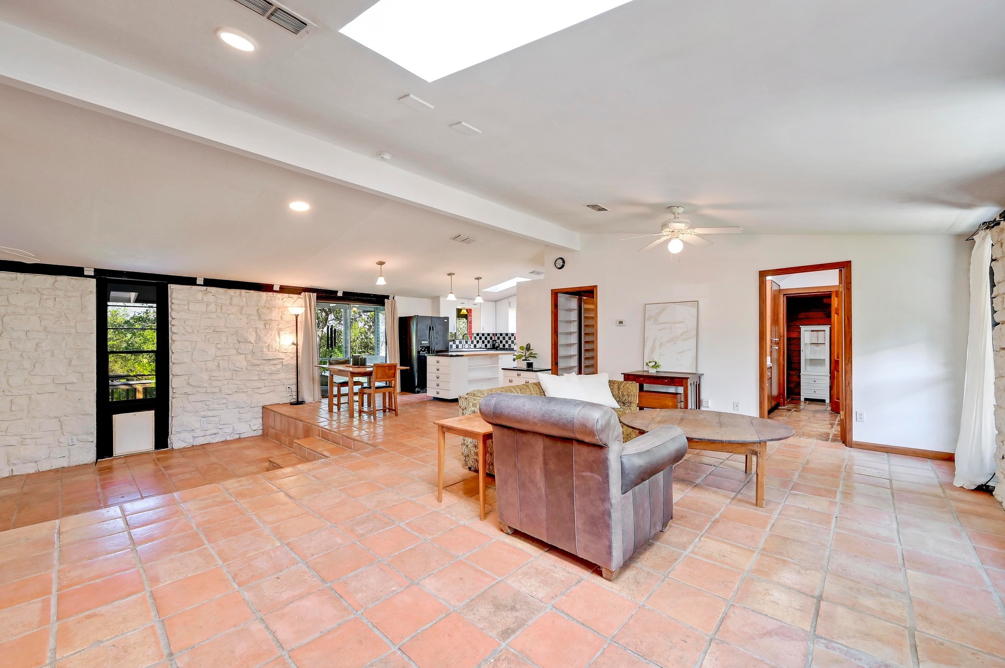 445 Bendigo Lane Wimberley, TX 78676 - Photo 18 of 31