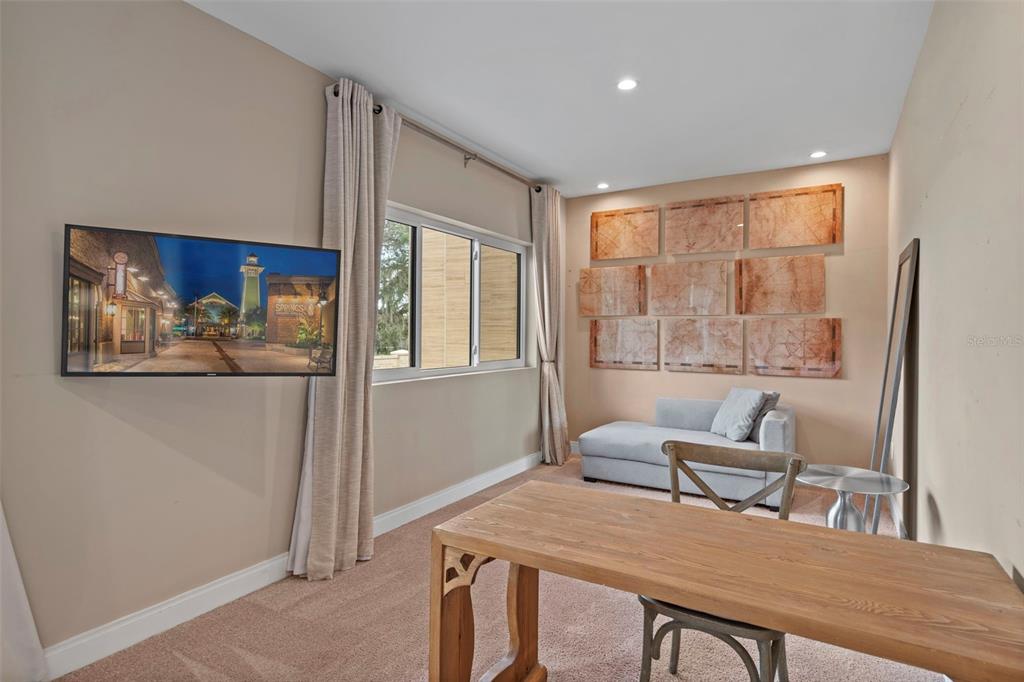 3099 Rockefeller Way Kissimmee, FL 34747 - Photo 28 of 54 a workspace with furniture and window