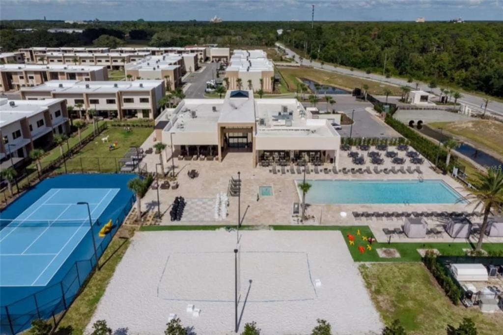 3099 Rockefeller Way Kissimmee, FL 34747 - Photo 43 of 54 a view of building with yard