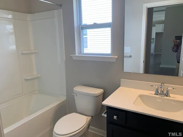 $2,895 | 7104 Commodity Court, Mebane, NC 27302