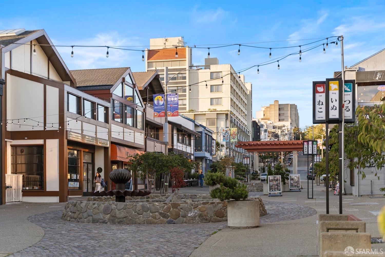 1 Cottage Row San Francisco, CA 94115 - Photo 51 of 52 a view of a building with sitting area