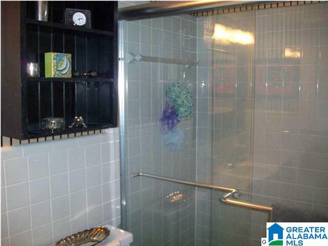 3776 Crestbrook Road Mountain Brook, AL 35223 - Photo 16 of 32