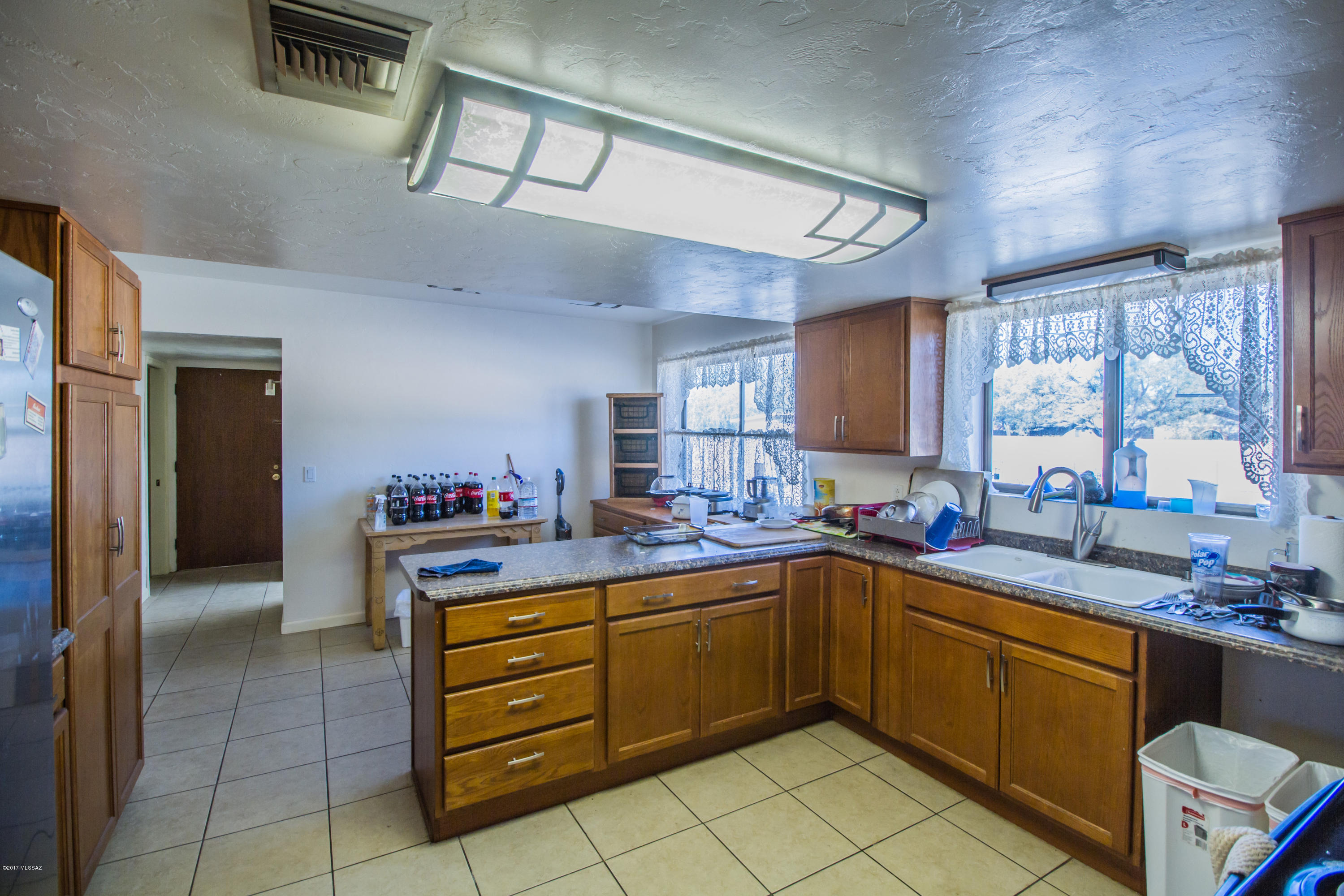 2707 East Allen Road Tucson, AZ 85716 - Photo 5 of 26 Kitchen