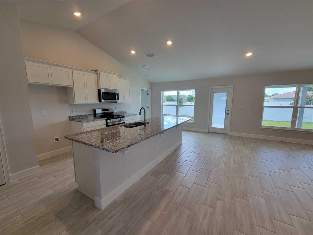 14578 Southwest 69th Ct Road Ocala, FL 34473 - Photo 4 of 17