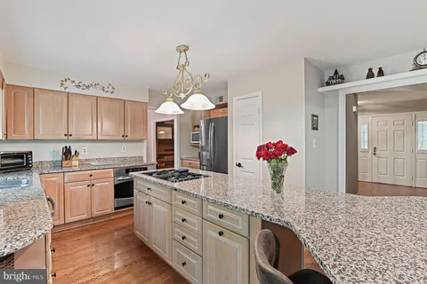 $1,475,000 | 9830 Faust Drive, Vienna, VA 22182