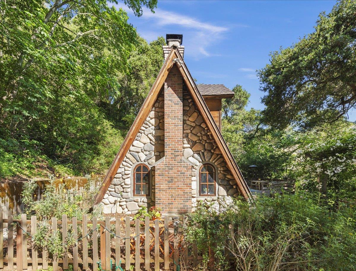 65 Hitchcock Road Carmel Valley, CA 93924 - Photo 3 of 33