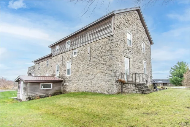 $329,900 | 23794 County Route 54, Dexter, NY 13634