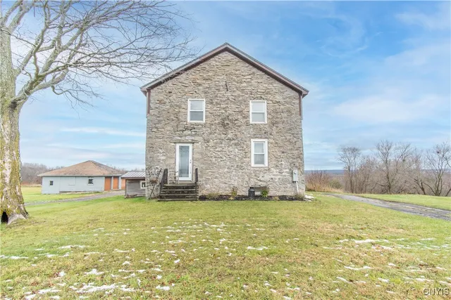 $329,900 | 23794 County Route 54, Dexter, NY 13634