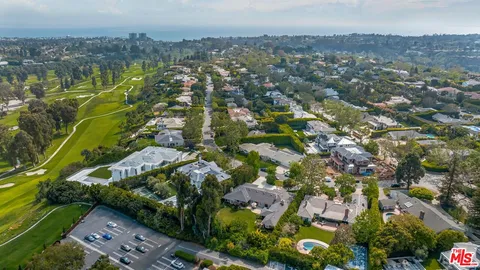 $9,480,000 | 1180 Napoli Drive, Pacific Palisades, CA 90272