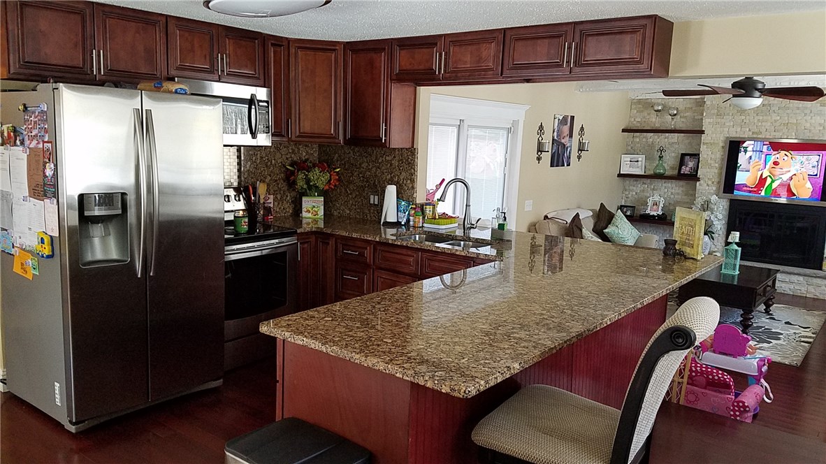 351 Rockland Road Scituate, RI 02857 - Photo 6 of 22