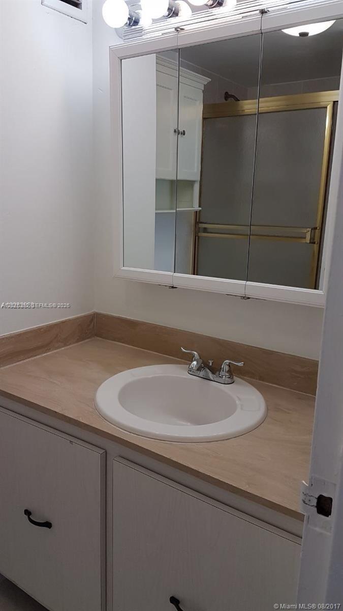 150 Southeast 25th Road, Unit 15F Miami, FL 33129 - Photo 16 of 27