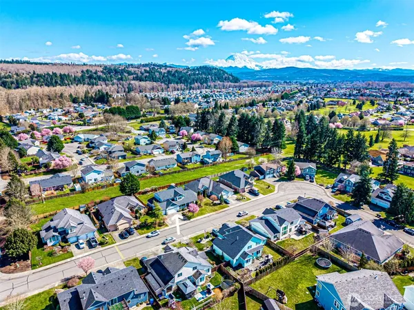 $699,900 | 14613 146th Street East, Orting, WA 98360