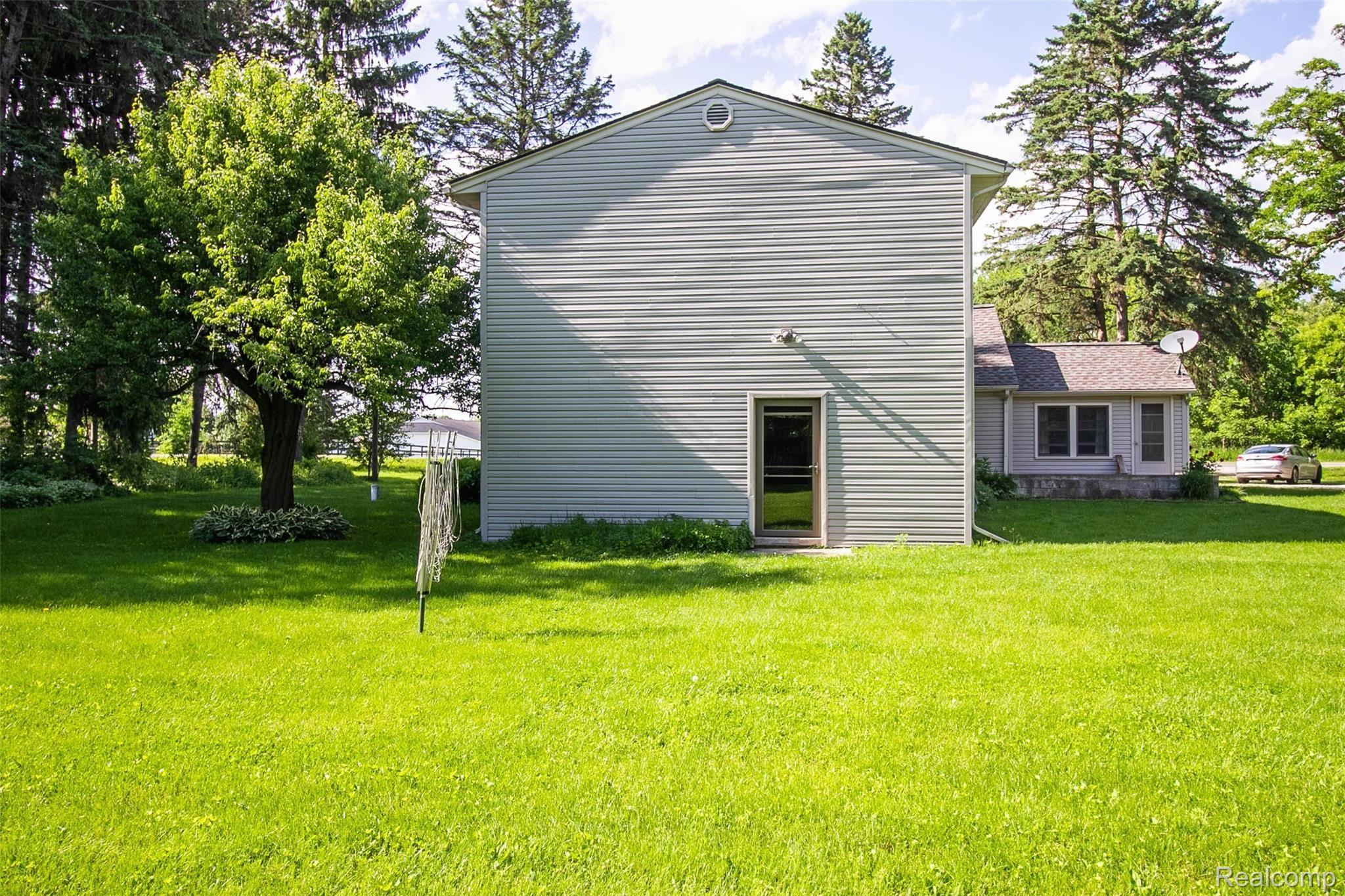 5190 7 Mile Road South Lyon, MI 48178 - Photo 33 of 38 35.jpg