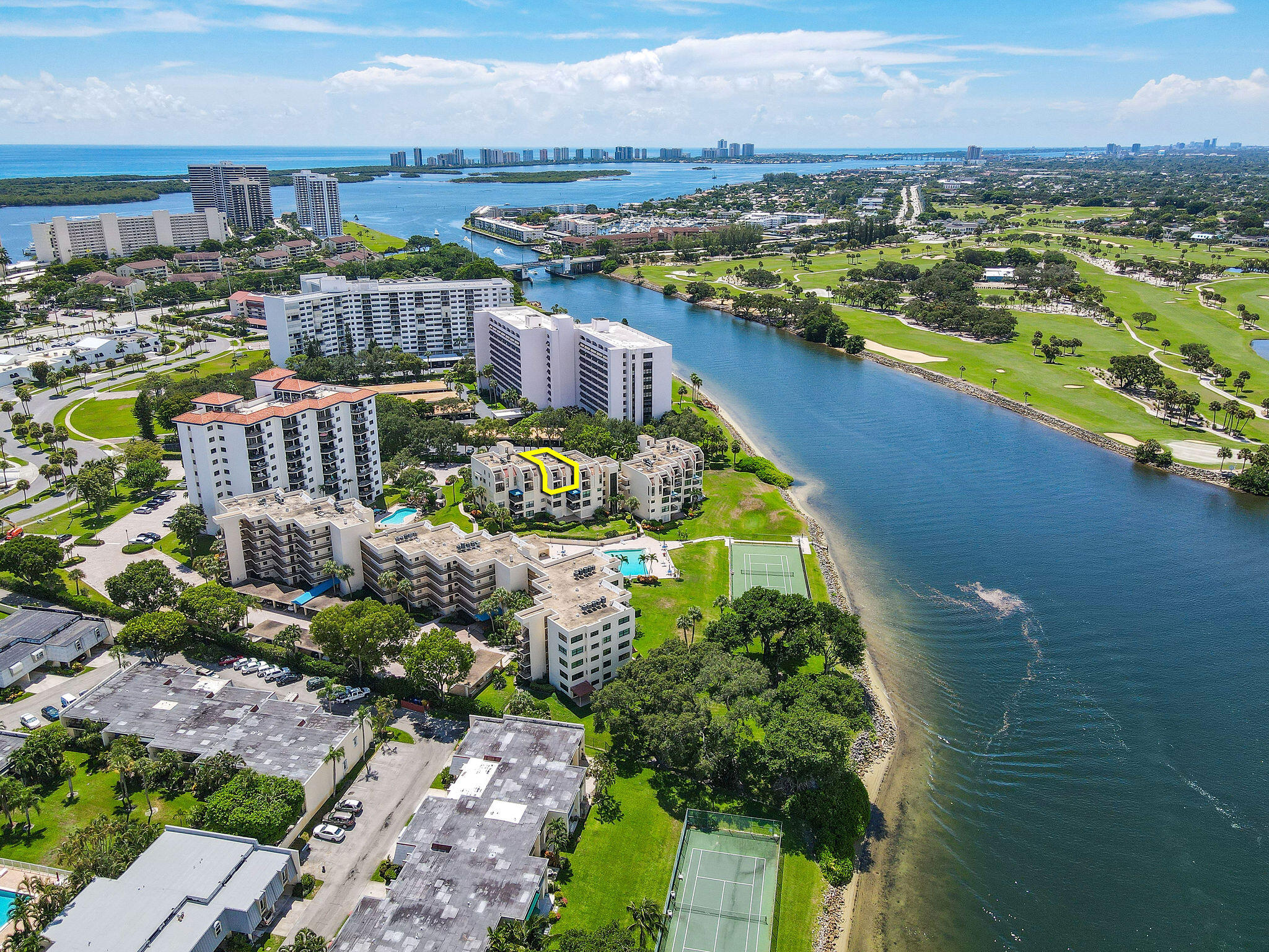 364 Golfview Road, Unit 506 North Palm Beach, FL 33408 - Photo 41 of 44 364GolfviewRd#506Aerials(5)a
