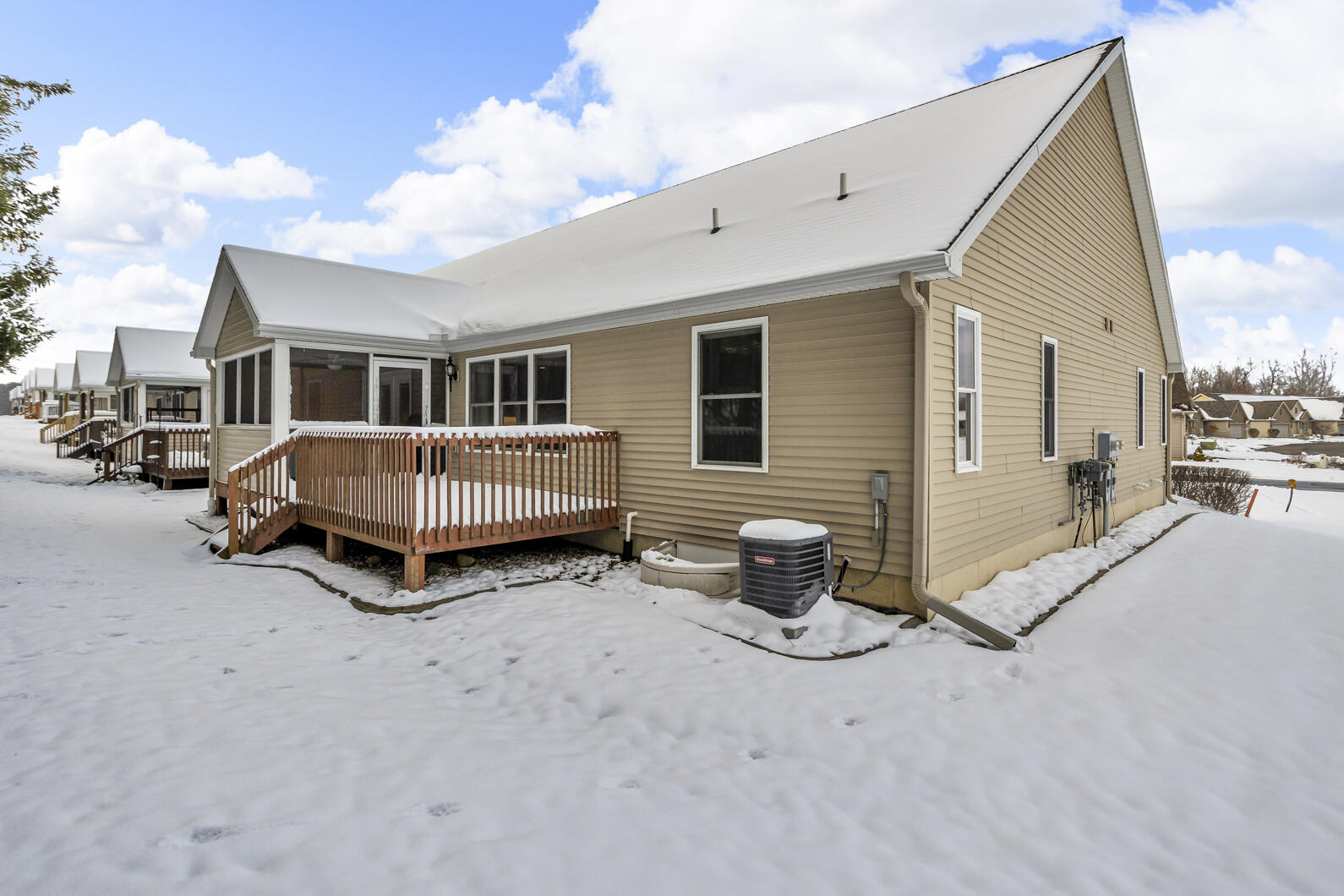 3657 Terrace Hills Lane Jackson, MI 49203 - Photo 33 of 46 0N0A2001