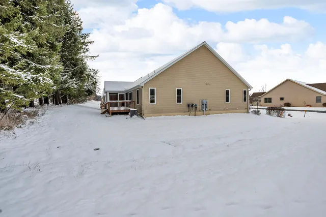 $339,000 | 3657 Terrace Hills Lane, Jackson, MI 49203