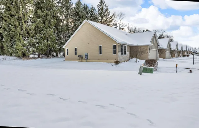 $339,000 | 3657 Terrace Hills Lane, Jackson, MI 49203