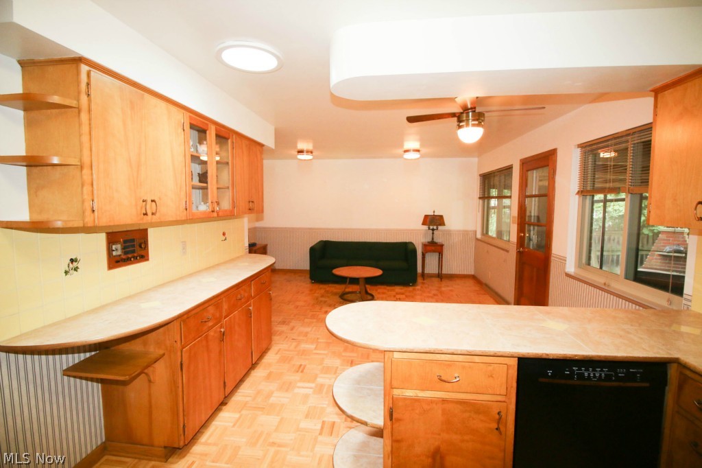 3179 Bancroft Road Akron, OH 44333 - Photo 9 of 24 Gallery Image 9