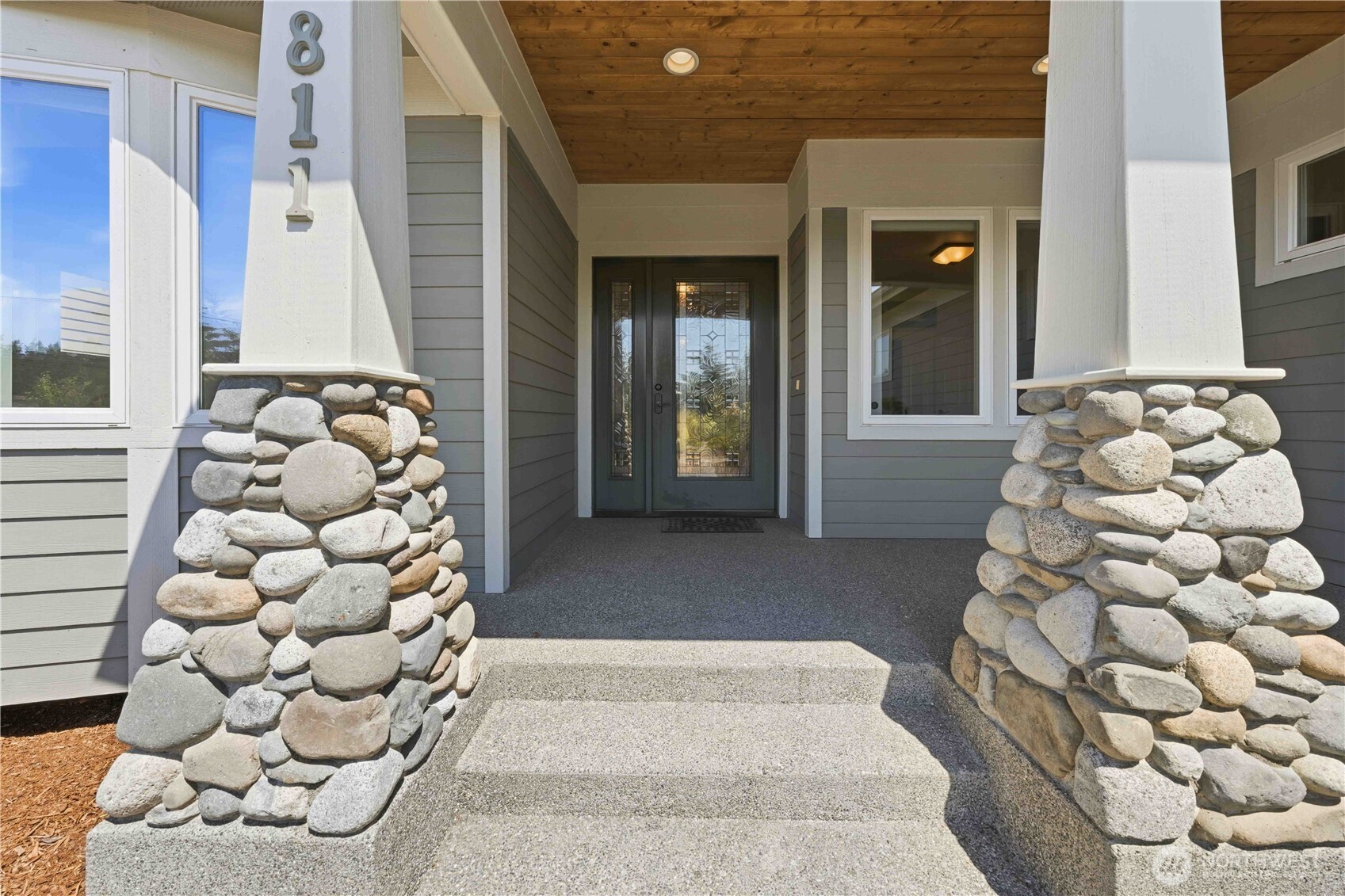 811 Medsker Road Sequim, WA 98382 - Photo 4 of 40