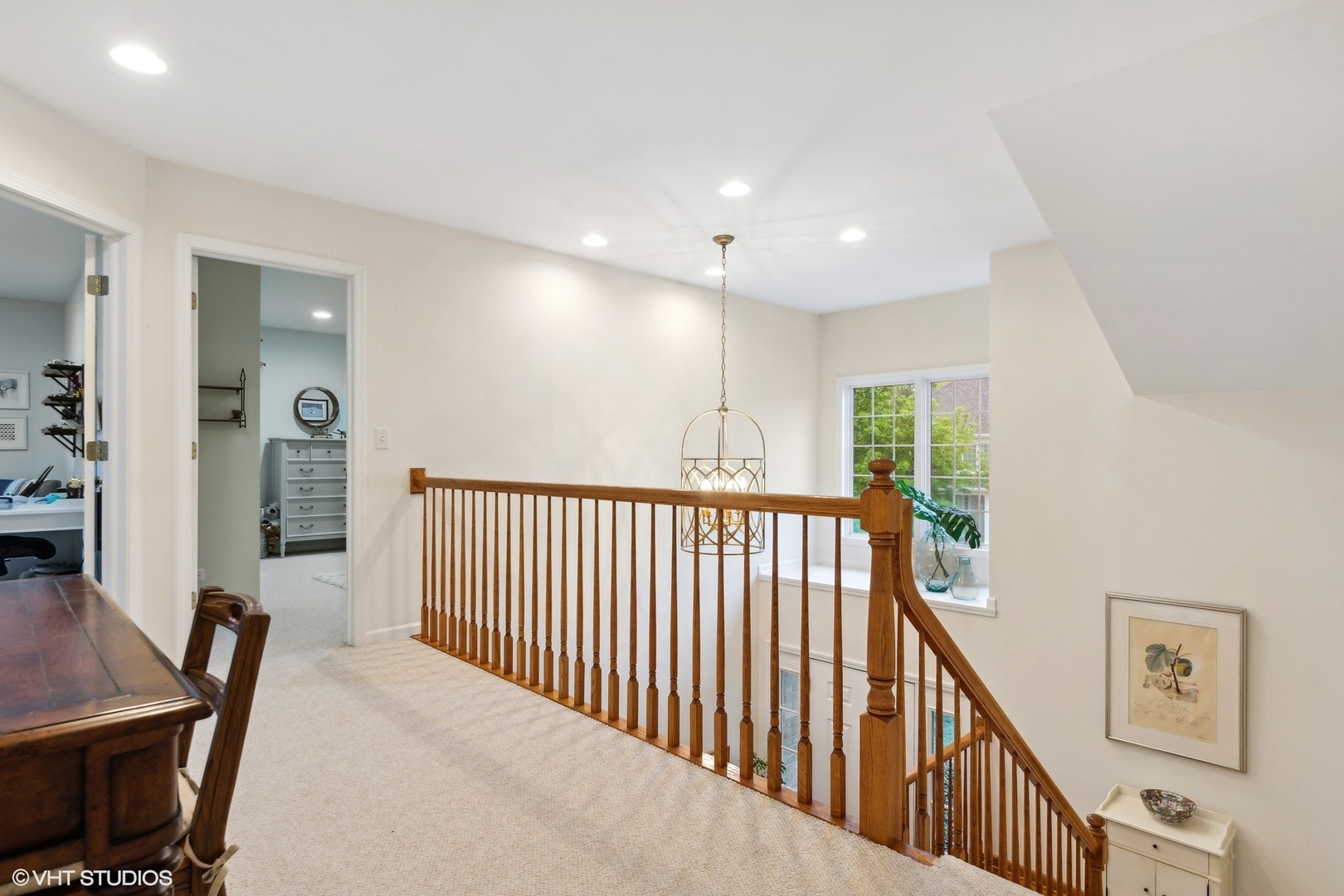 2013 Royal Ridge Drive Northbrook, IL 60062 - Photo 21 of 43 a view of a hallway with workspace