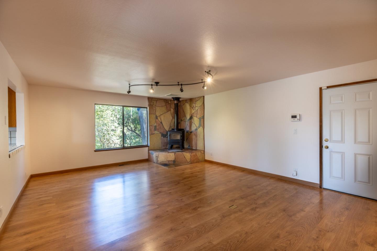 16214 Redwood Lodge Road Los Gatos, CA 95033 - Photo 8 of 29