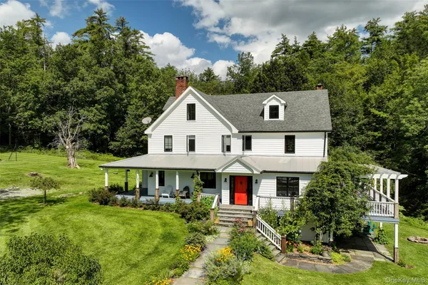 $1,295,000 | 39 Deep Hollow Hill Road, Narrowsburg, NY 12764