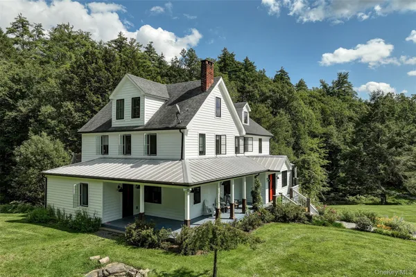 $1,295,000 | 39 Deep Hollow Hill Road, Narrowsburg, NY 12764