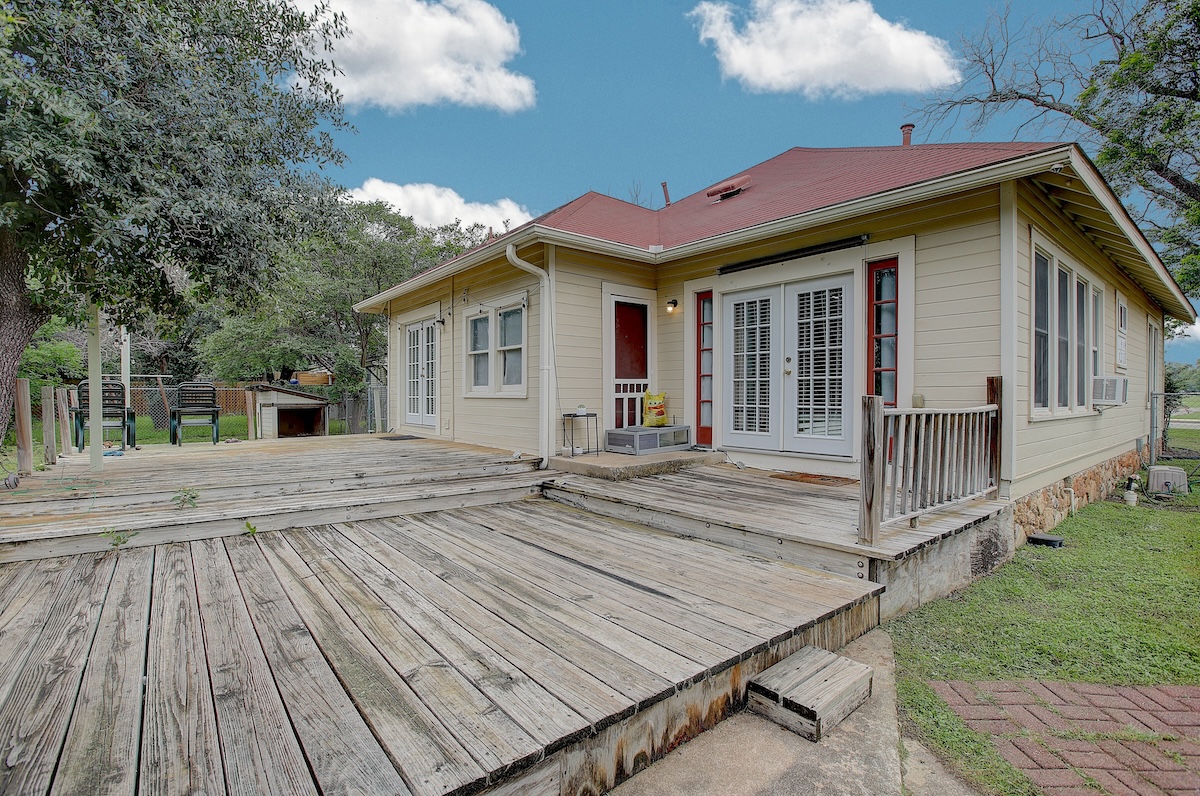 1708 Olive Street Georgetown, TX 78626 - Photo 16 of 38 Back of house deck. Ample for entertaining. West facing for sunny gatherings.