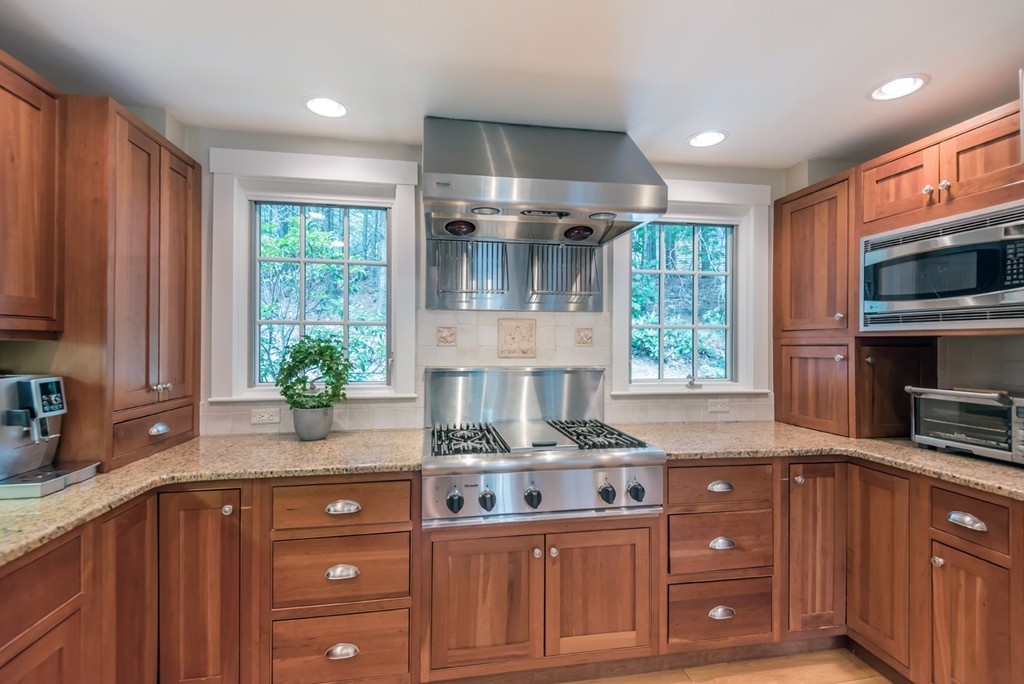 22 Reservation Road Andover, MA 01810 - Photo 11 of 30 Gallery Image 11