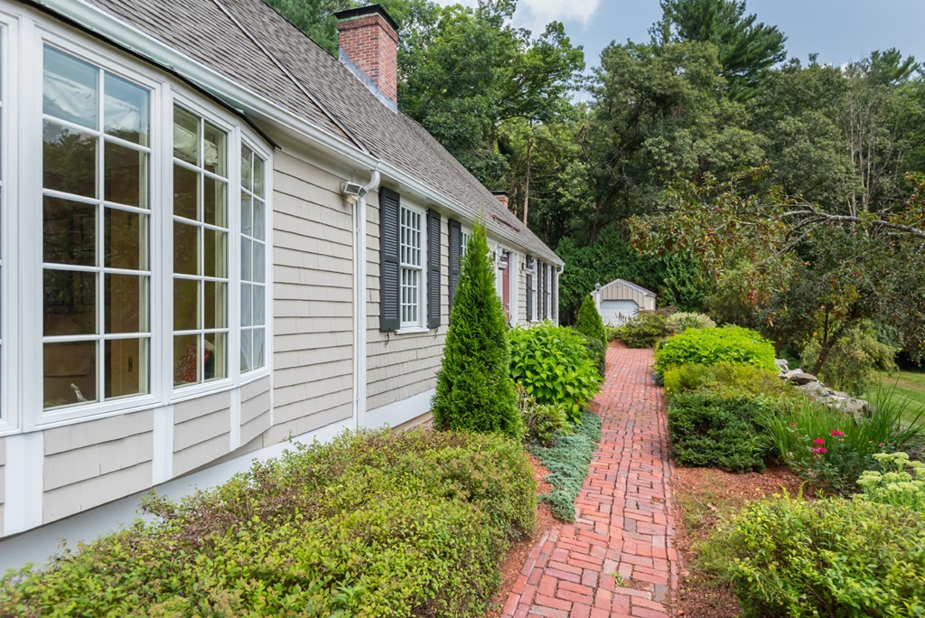 22 Reservation Road Andover, MA 01810 - Photo 3 of 30 Gallery Image 3